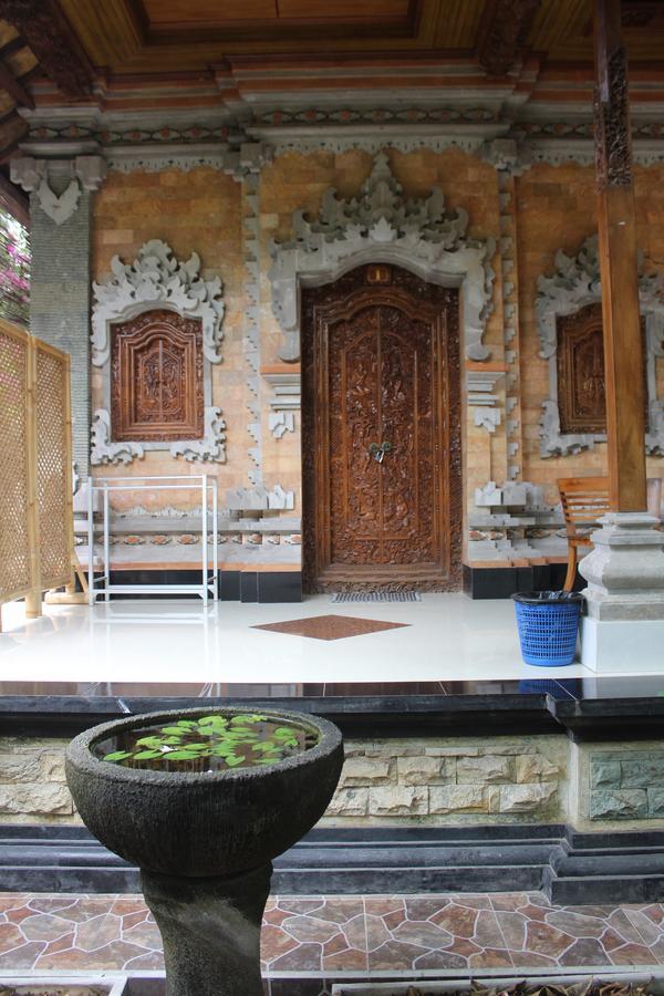 Green Palm Homestay BALI Extérieur photo