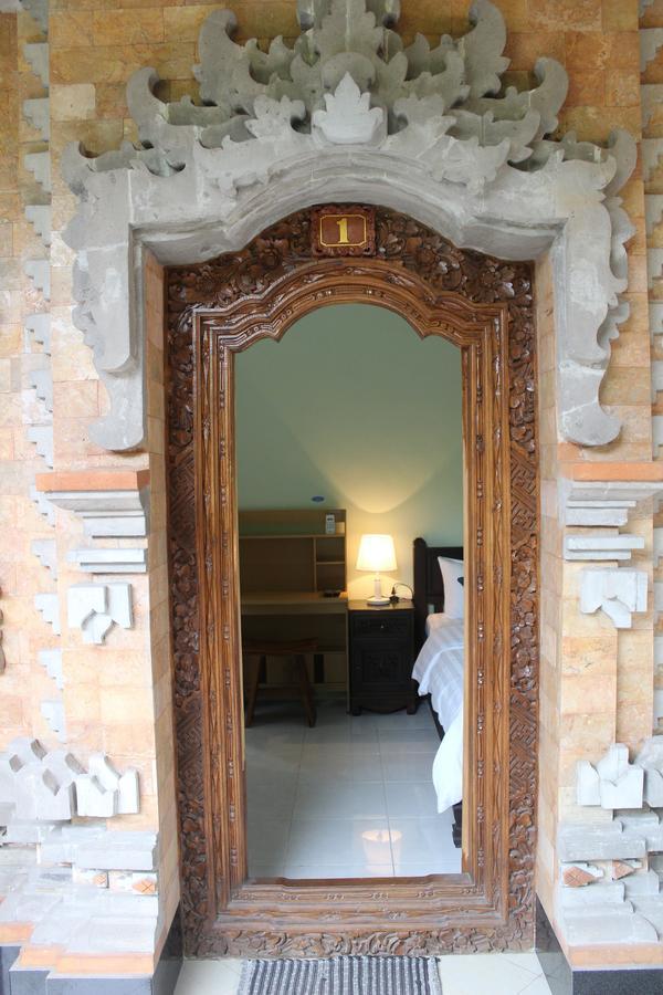 Green Palm Homestay BALI Extérieur photo