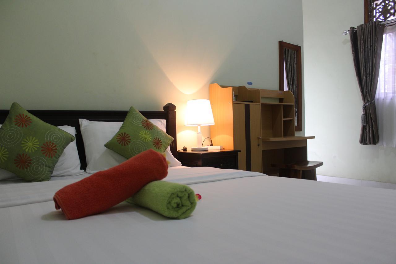 Green Palm Homestay BALI Extérieur photo