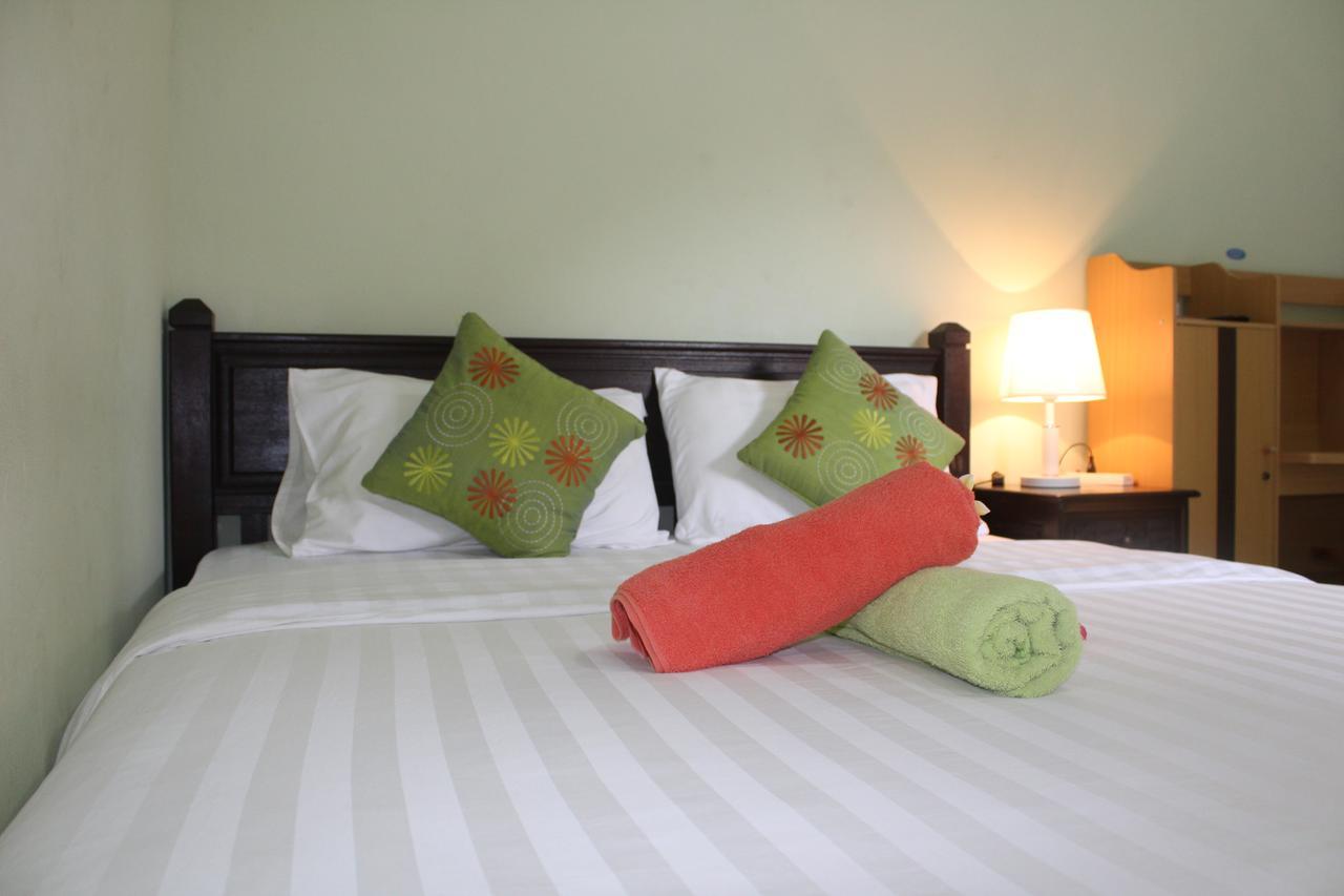 Green Palm Homestay BALI Extérieur photo